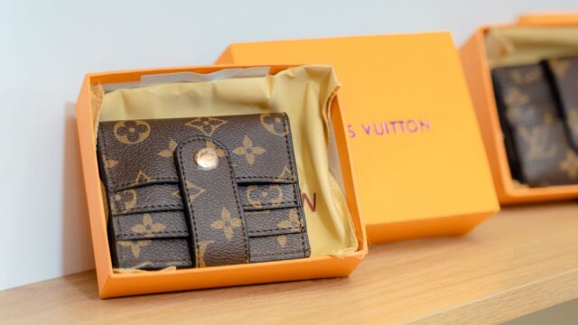Cartera de Louis Vuitton. Foto: Pexels